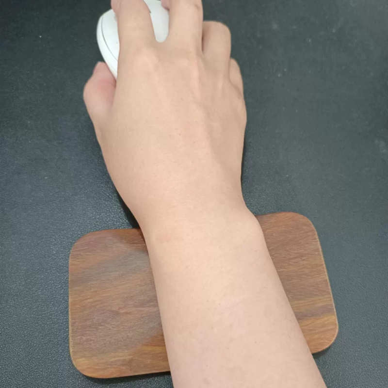 Black Walnut Mouse Wrist Rest  - Wrist Rest Wood avaliação e preço